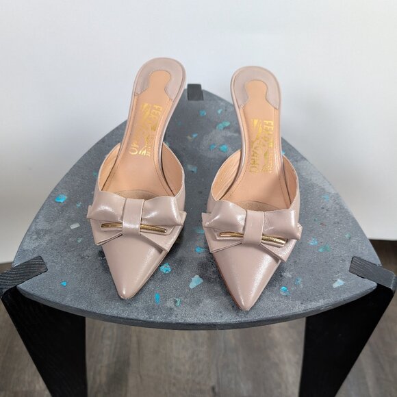 Ferragamo Nude Bow Mules - Picture 1 of 5